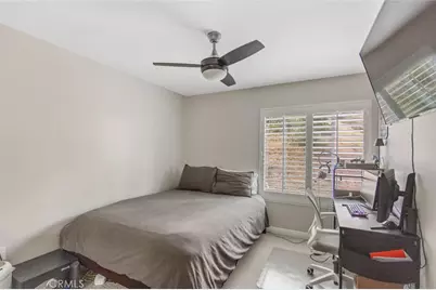 28137 Oaklar Drive, Saugus, CA 91350 - Photo 22