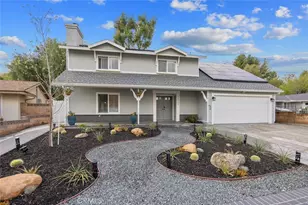 28137 Oaklar, Saugus, CA 91350 - Photo 2
