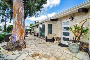 5038 Cerrillos Dr, Woodland Hills, CA 91364 - Photo 8