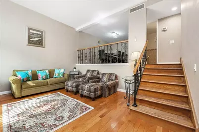 6201 Shoup #75, Woodland Hills, CA 91367 - Photo 8