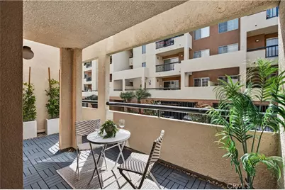 5550 Owensmouth #123, Woodland Hills, CA 91367 - Photo 28