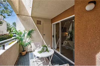 5550 Owensmouth #123, Woodland Hills, CA 91367 - Photo 30