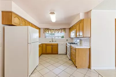 4720 Reeder Avenue, Oxnard, CA 93033 - Photo 4