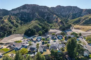 31918 Gelding, Castaic, CA 91384 - Photo 6