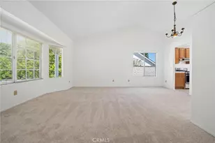 31918 Gelding, Castaic, CA 91384 - Photo 4