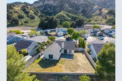 31918 Gelding, Castaic, CA 91384 - Photo 40