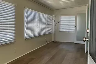 8801 Eton, Canoga Park, CA 91304 - Photo 6