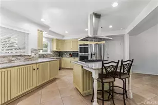 4479 Azalia Dr, Tarzana, CA 91356 - Photo 6