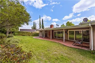 4479 Azalia Dr, Tarzana, CA 91356 - Photo 20