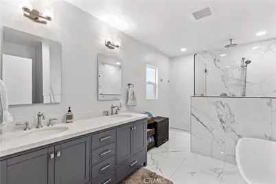 4479 Azalia Drive, Tarzana, CA 91356 - Photo 16