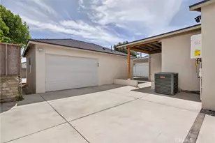 906 W Poplar St, Compton, CA 90220 - Photo 24