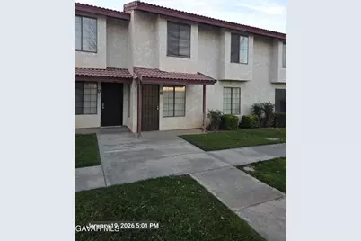38550 22nd #16, Palmdale, CA 93550 - Photo 2