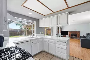 43920 Comstock, Lancaster, CA 93535 - Photo 6