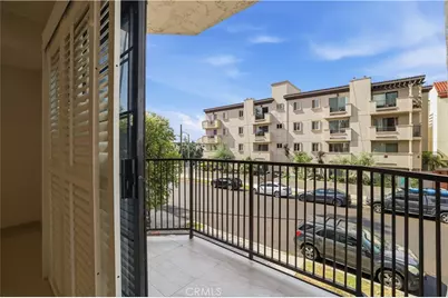 1338 Amherst #102, Los Angeles, CA 90025 - Photo 24