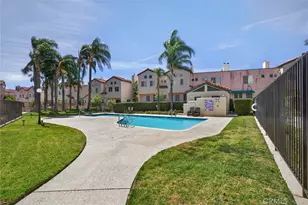 13901 Olive View Ln, Sylmar, CA 91342 - Photo 40