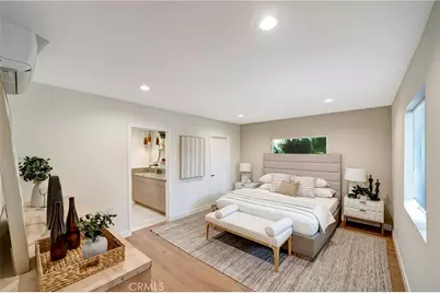 22120 Costanso Street, Woodland Hills, CA 91364 - Photo 20