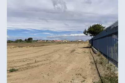 0 Cor Ave I Challenger Way, Lancaster, CA 93534 - Photo 4