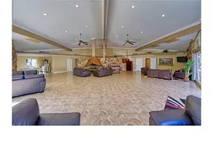 4201 Topanga Canyon Blvd, Woodland Hills, CA 91364 - Photo 22