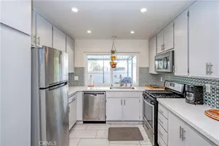 26333 Long Oak Dr, Newhall, CA 91321 - Photo 1