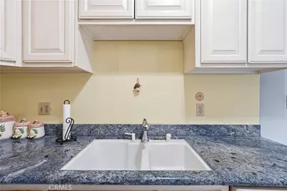 14560 Clark Street #215, Sherman Oaks, CA 91411 - Photo 10
