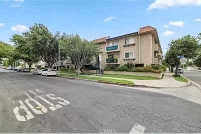 14560 Clark Street #215, Sherman Oaks, CA 91411 - Photo 36