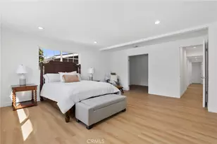 23312 Ostronic, Woodland Hills, CA 91367 - Photo 6