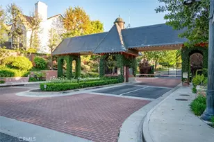 4645 Westchester, Woodland Hills, CA 91364 - Photo 32