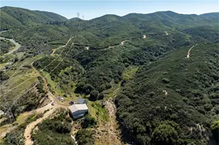 42135 San Francisquito Canyon Rd, Lake Hughes, CA 93532 - Photo 34