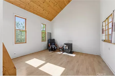 42135 San Francisquito Canyon Rd, Lake Hughes, CA 93532 - Photo 20