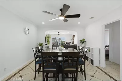 6836 Aura, Reseda, CA 91335 - Photo 10