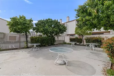 10231 Independence #C17, Chatsworth, CA 91311 - Photo 32