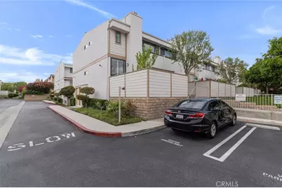 10231 Independence, Chatsworth, CA 91311 - Photo 2