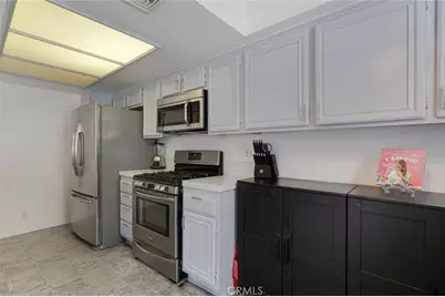 10231 Independence #C17, Chatsworth, CA 91311 - Photo 14