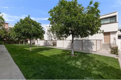 10231 Independence #C17, Chatsworth, CA 91311 - Photo 28