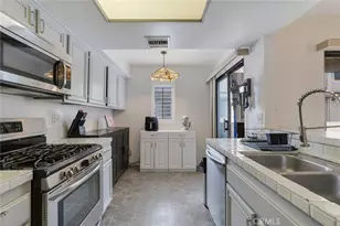 10231 Independence, Chatsworth, CA 91311 - Photo 34