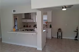 11662 Glamis St, Sylmar, CA 91342 - Photo 12