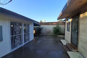 11662 Glamis St, Sylmar, CA 91342 - Photo 22