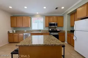 16149 Crespin Ct, Victorville, CA 92394 - Photo 4