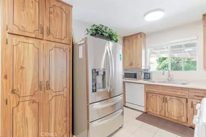 17268 San Fernando Mission Boulevard, Granada Hills, CA 91344 - Photo 14
