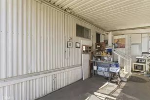 21001 Plummer, Chatsworth, CA 91311 - Photo 10