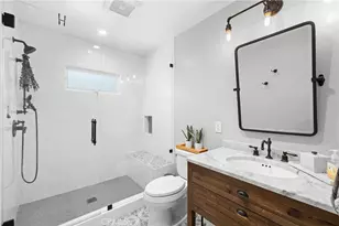 5127 Willowcrest, North Hollywood, CA 91601 - Photo 18