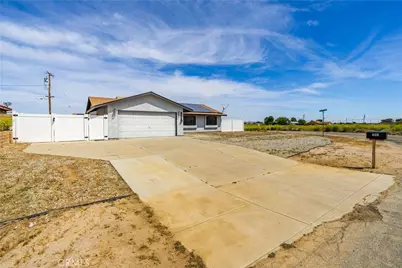 7881 Fernwood, California City, CA 93505 - Photo 4