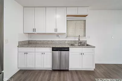 7881 Fernwood, California City, CA 93505 - Photo 16