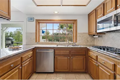 24736 Eilat Street, Woodland Hills, CA 91367 - Photo 20
