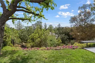 24736 Eilat St, Woodland Hills, CA 91367 - Photo 4