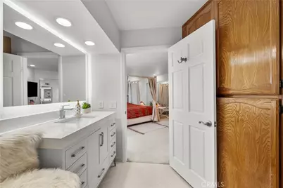 6056 Lake Lindero, Agoura Hills, CA 91301 - Photo 18