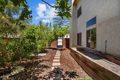6056 Lake Lindero, Agoura Hills, CA 91301 - Photo 38