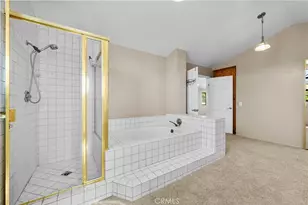 6056 Lake Lindero, Agoura Hills, CA 91301 - Photo 24