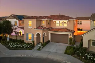 24202 Arroyo Spring, Valencia, CA 91354 - Photo 2