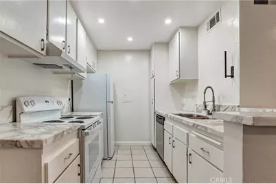 23515 Lyons Ave #179, Valencia, CA 91355 - Photo 6